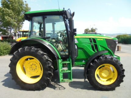 John Deere 6110MC