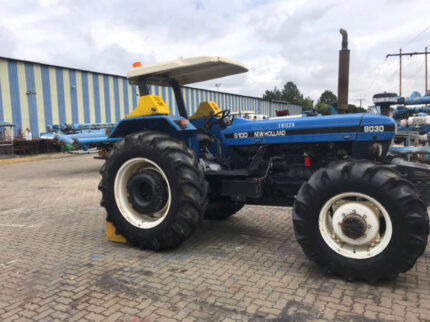New Holland 8030 4WD